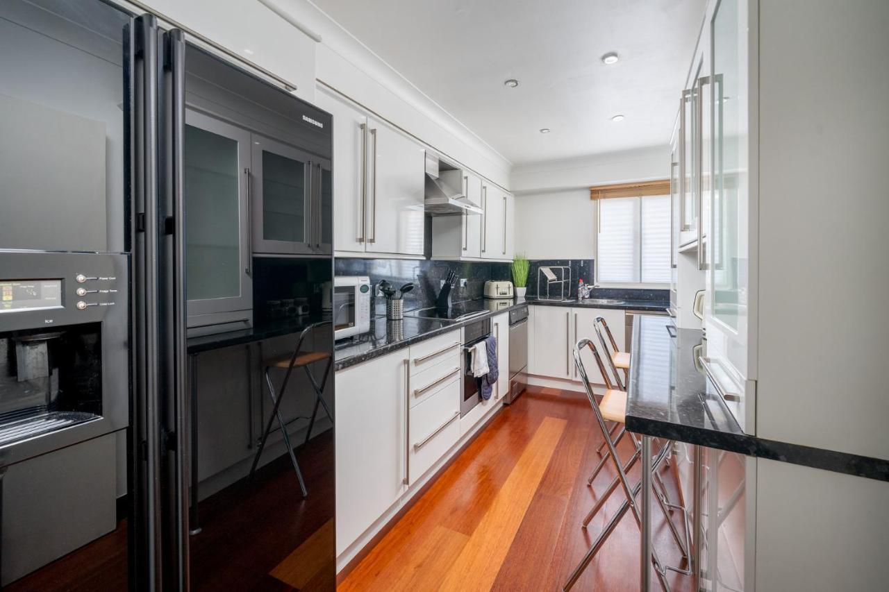Apartment Stylish Deluxe 2br Duplex - Free Parking - Near Canary Wharf
