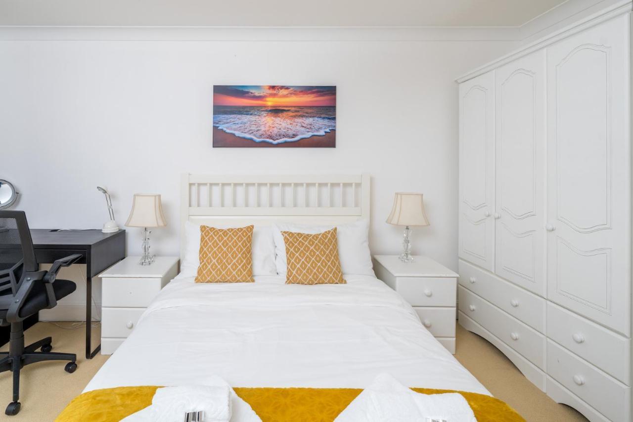 Apartment Stylish Deluxe 2br Duplex - Free Parking - Near Canary Wharf