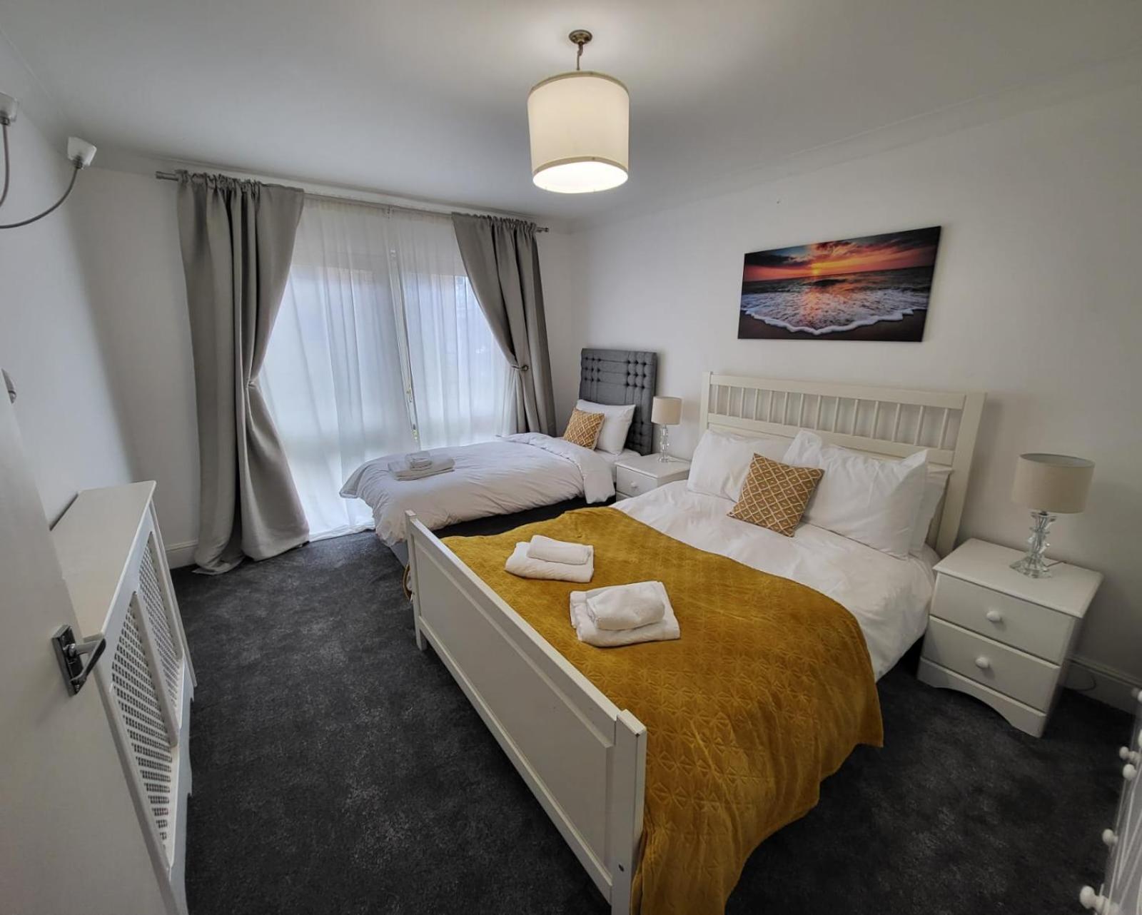 Apartment Stylish Deluxe 2br Duplex - Free Parking - Near Canary Wharf